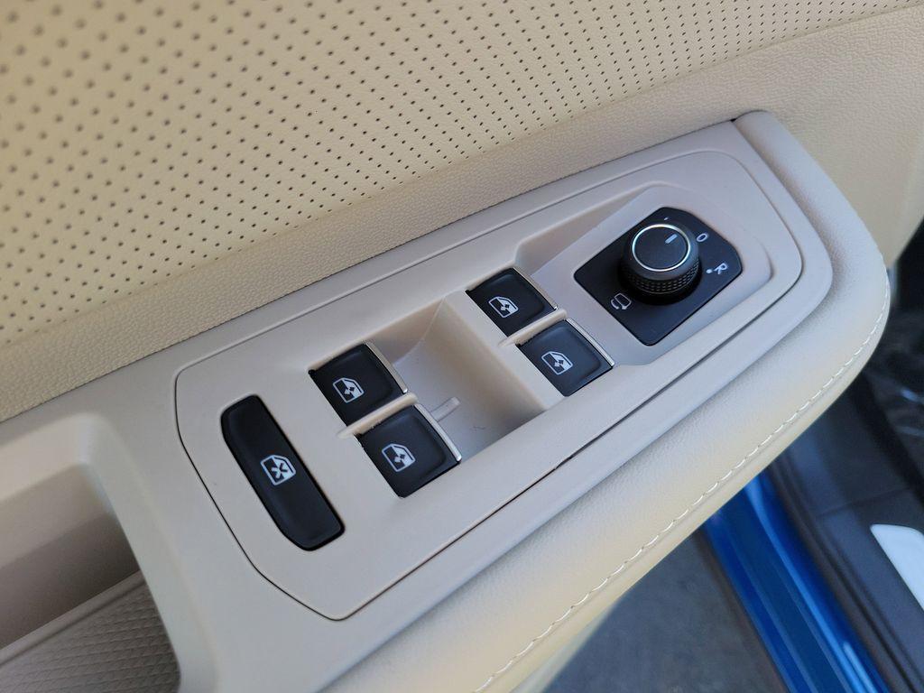 new 2026 Volkswagen Atlas car, priced at $53,644