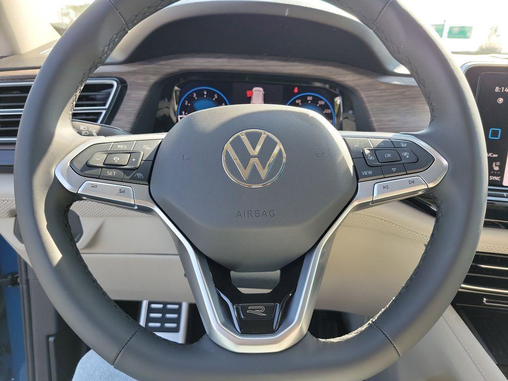 new 2026 Volkswagen Atlas car, priced at $53,644