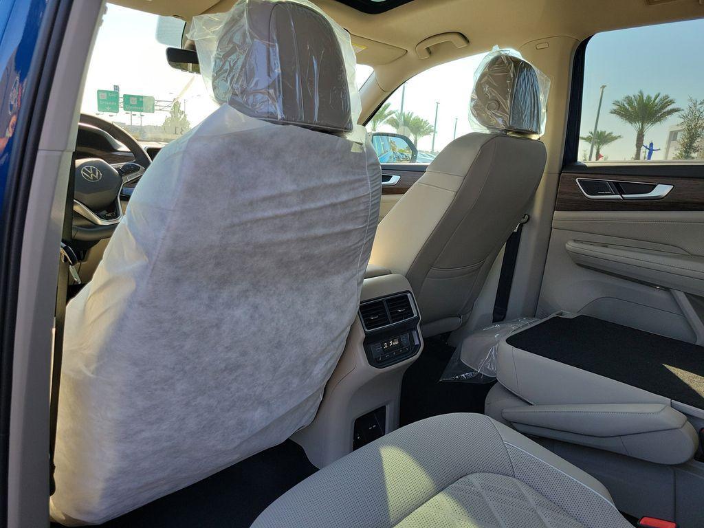 new 2026 Volkswagen Atlas car, priced at $53,644