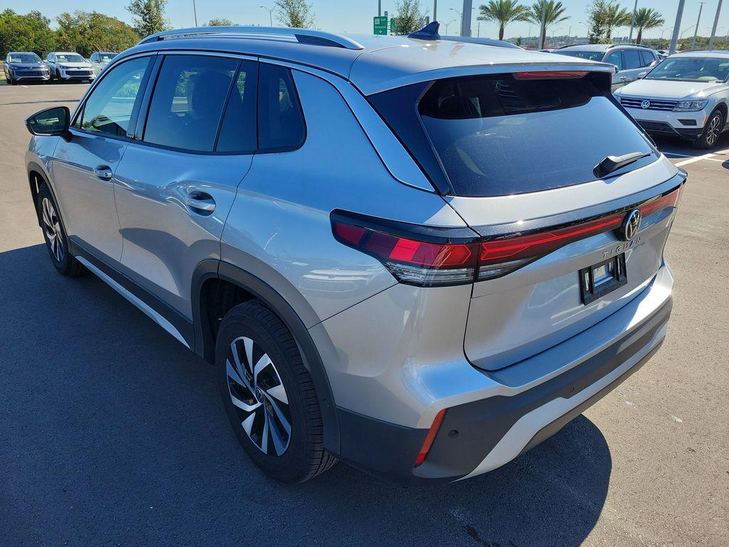 new 2025 Volkswagen Tiguan car, priced at $27,946