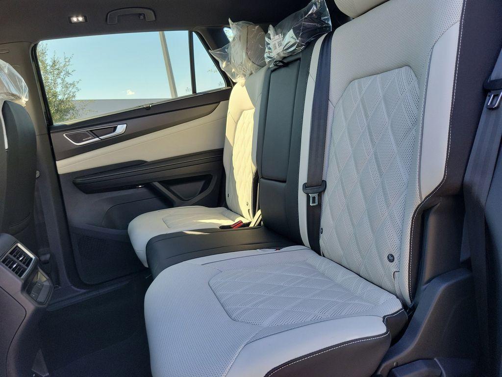 new 2026 Volkswagen Atlas Cross Sport car, priced at $52,569