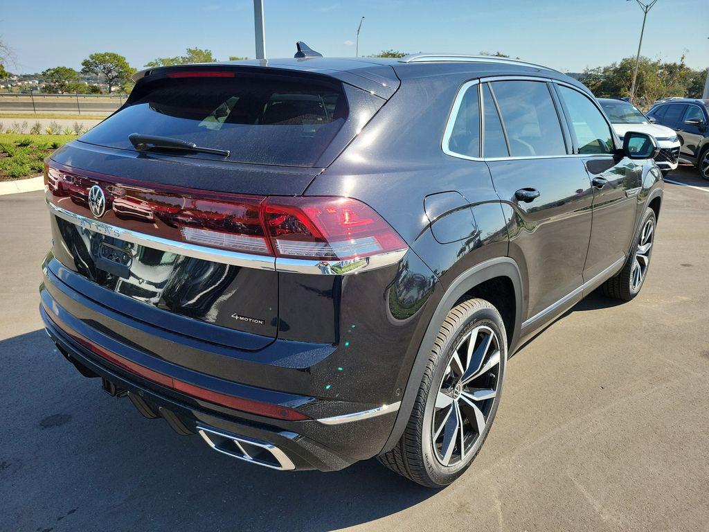 new 2026 Volkswagen Atlas Cross Sport car, priced at $52,569
