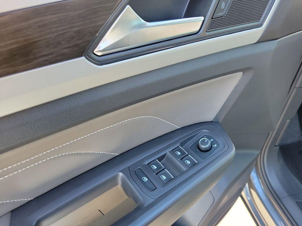 used 2023 Volkswagen Atlas car, priced at $24,995