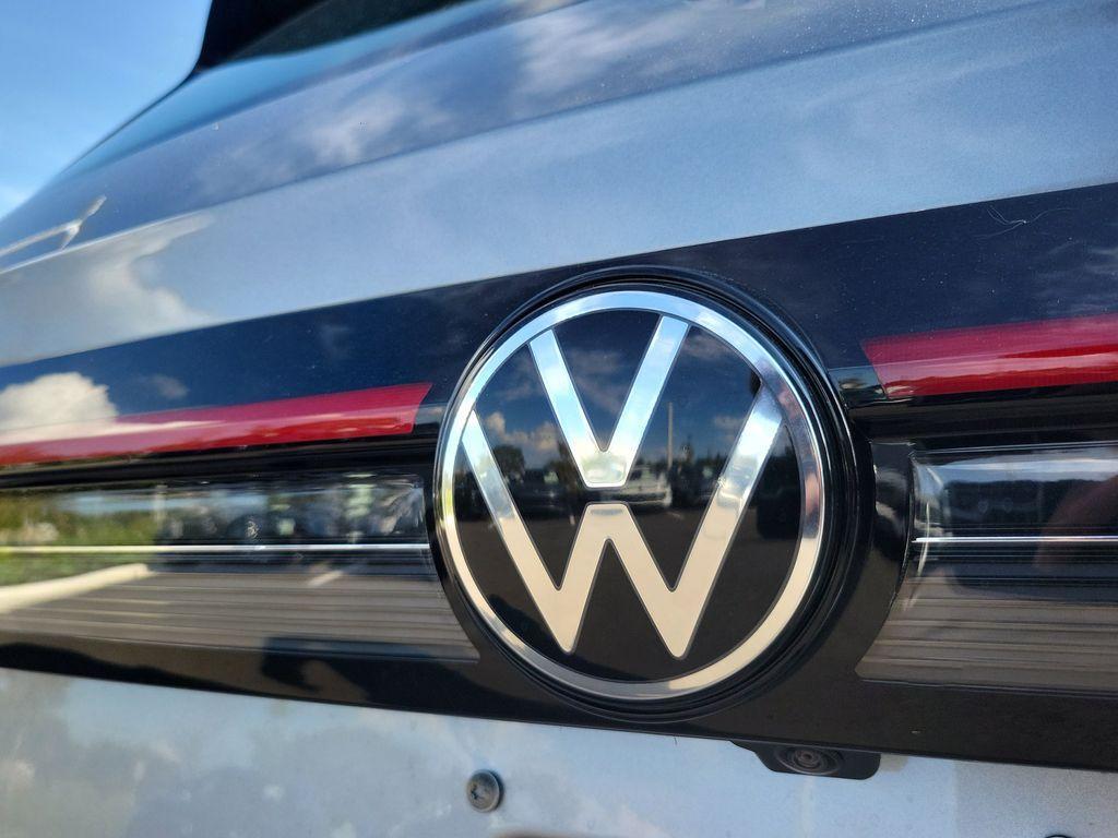 new 2025 Volkswagen Taos car, priced at $24,348
