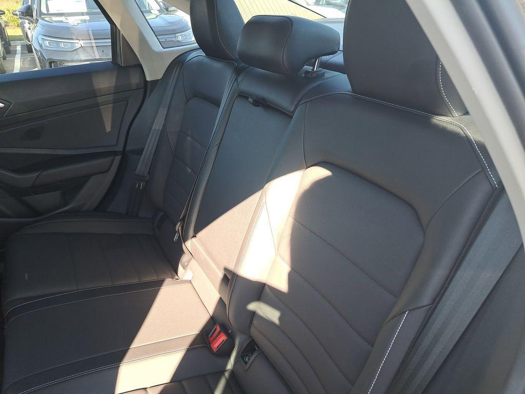 used 2022 Volkswagen Jetta car, priced at $18,995