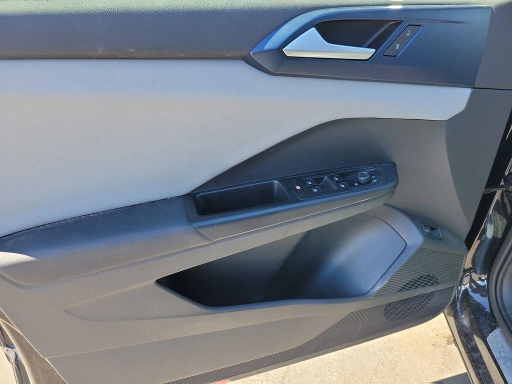 used 2022 Volkswagen Taos car, priced at $18,495