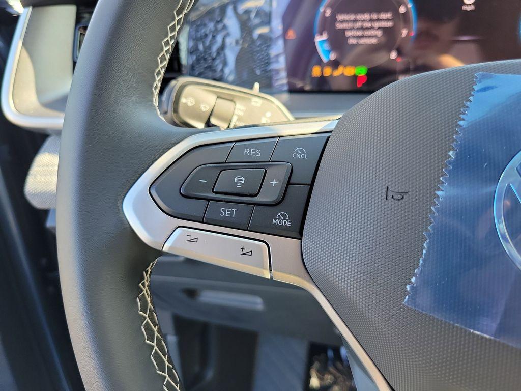 new 2025 Volkswagen Tiguan car, priced at $27,946