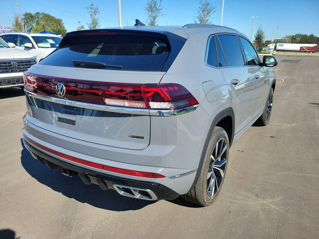 new 2026 Volkswagen Atlas Cross Sport car, priced at $53,006