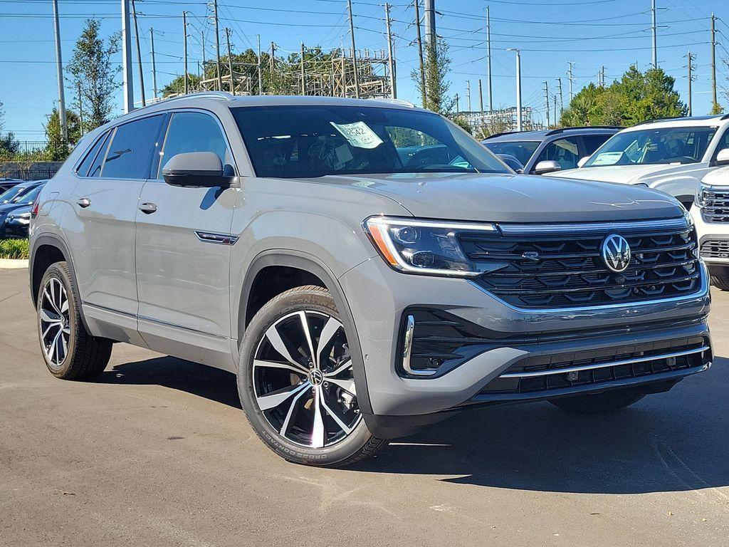new 2026 Volkswagen Atlas Cross Sport car, priced at $53,006