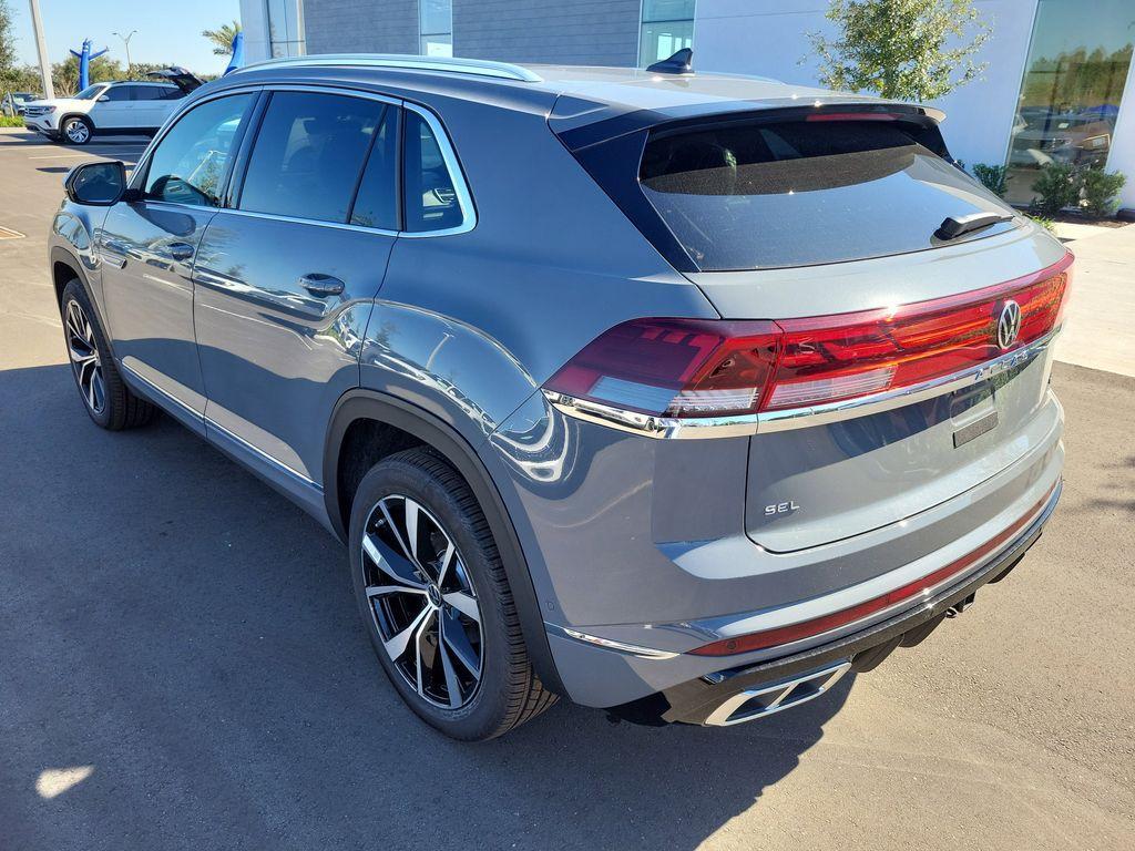 new 2026 Volkswagen Atlas Cross Sport car, priced at $53,006