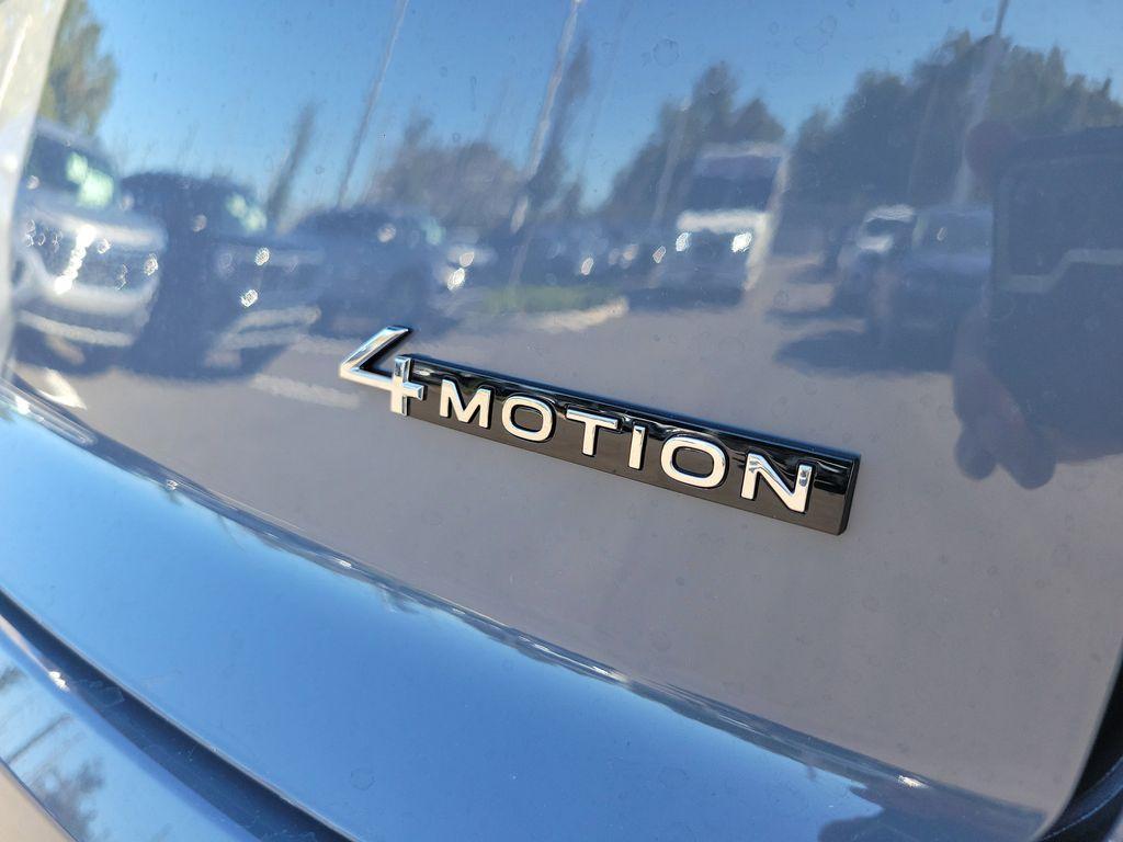 new 2026 Volkswagen Atlas Cross Sport car, priced at $53,006