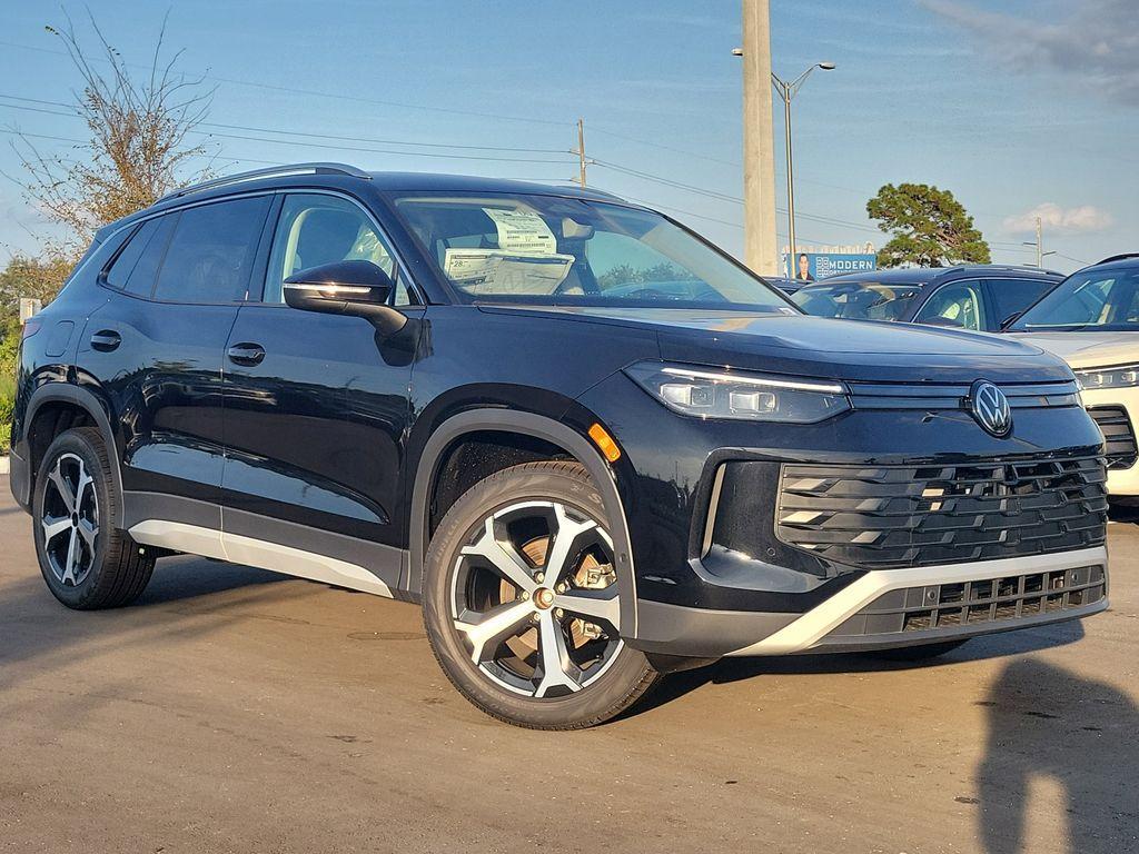 new 2025 Volkswagen Tiguan car, priced at $30,657