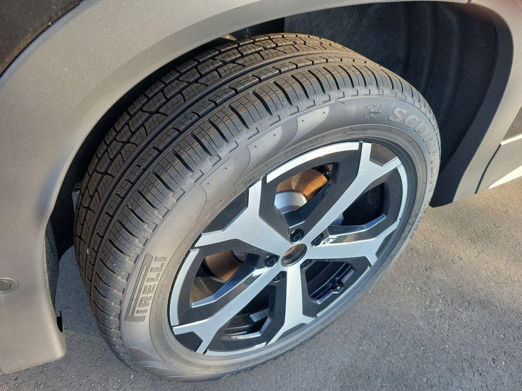 new 2025 Volkswagen Tiguan car, priced at $30,657