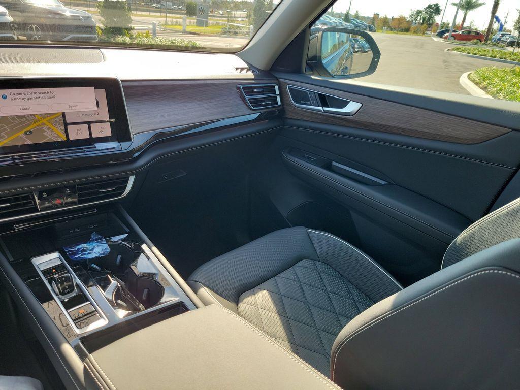 new 2026 Volkswagen Atlas car, priced at $53,046