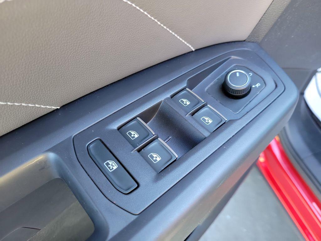 used 2021 Volkswagen Atlas Cross Sport car, priced at $22,495