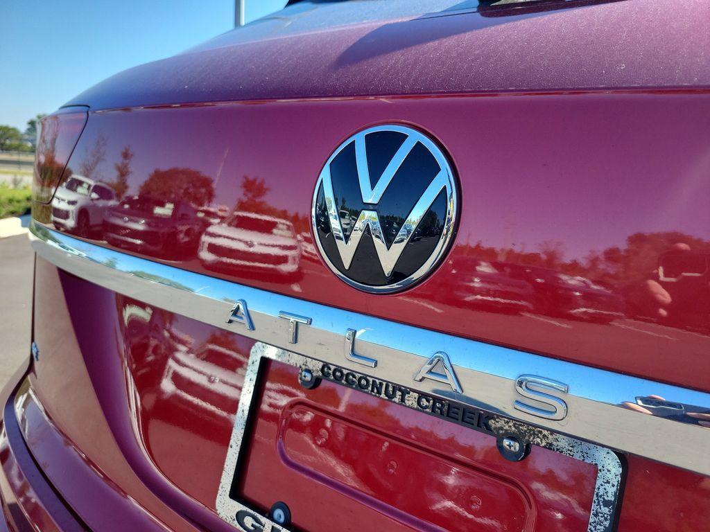 used 2021 Volkswagen Atlas Cross Sport car, priced at $22,495