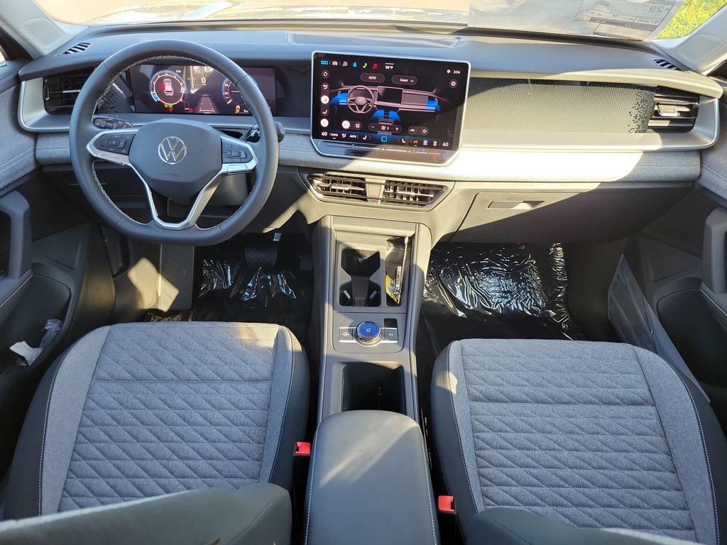 new 2025 Volkswagen Tiguan car, priced at $27,946