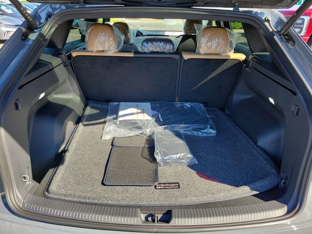 new 2026 Volkswagen Atlas Cross Sport car, priced at $50,046