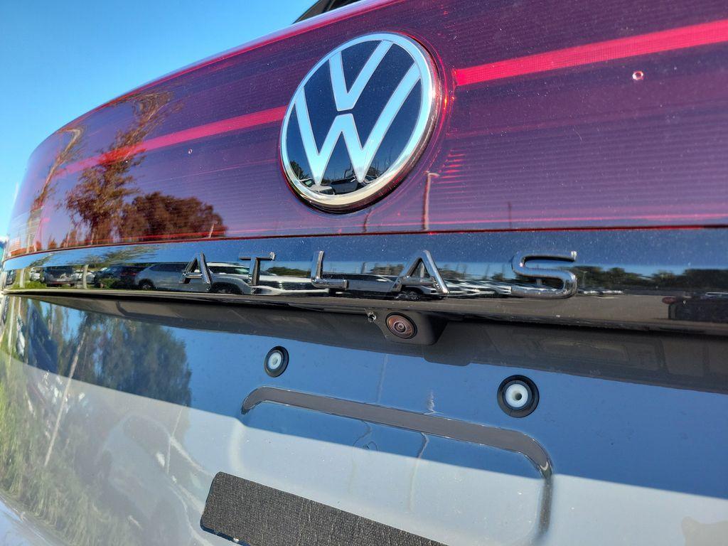 new 2026 Volkswagen Atlas Cross Sport car, priced at $50,046
