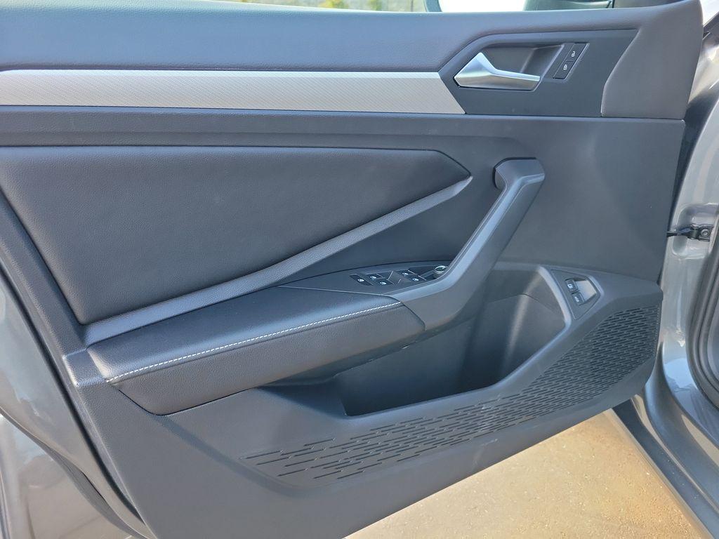 used 2022 Volkswagen Jetta car, priced at $18,995