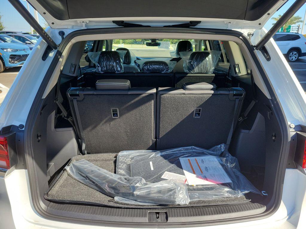 new 2026 Volkswagen Atlas car, priced at $43,975