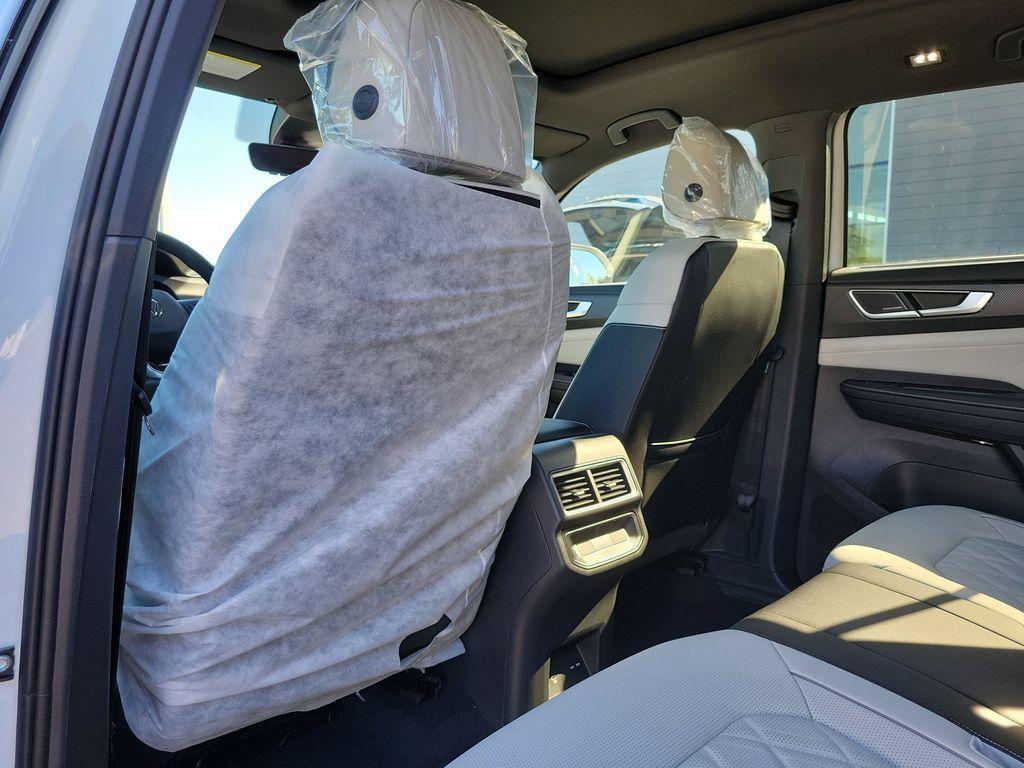 new 2026 Volkswagen Atlas Cross Sport car, priced at $53,006