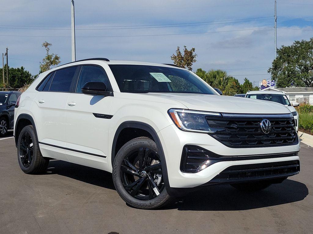 new 2026 Volkswagen Atlas Cross Sport car, priced at $50,046