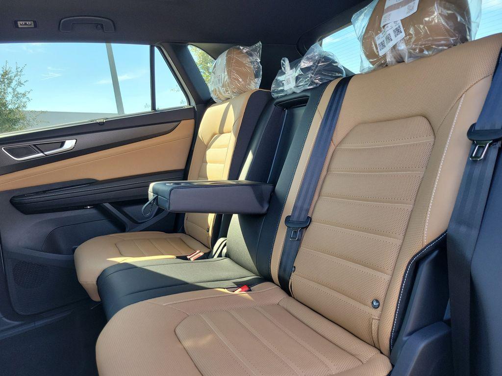 new 2026 Volkswagen Atlas Cross Sport car, priced at $50,046