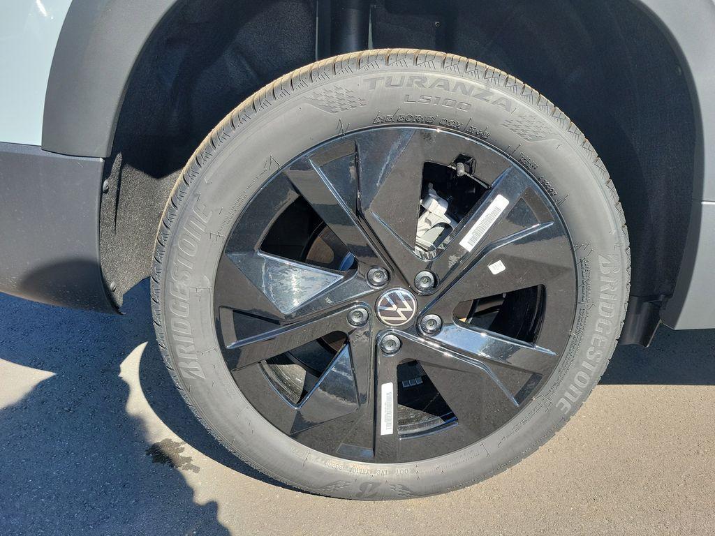 new 2025 Volkswagen Taos car, priced at $27,464