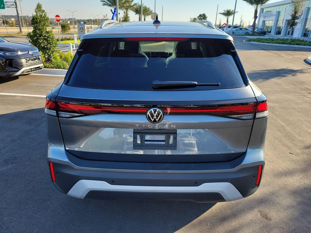 new 2025 Volkswagen Tiguan car, priced at $27,946