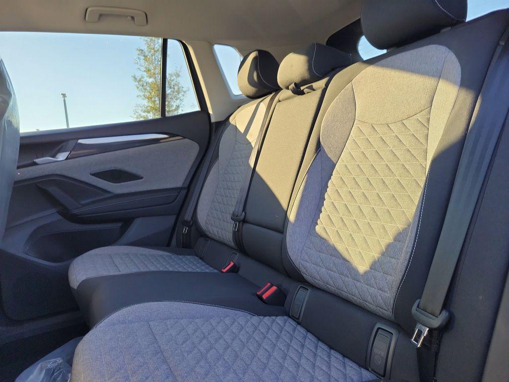 new 2025 Volkswagen Tiguan car, priced at $27,946