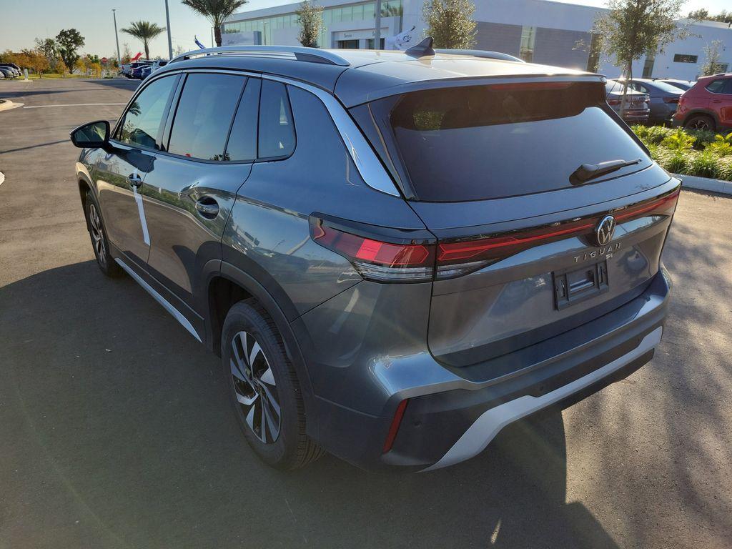 new 2025 Volkswagen Tiguan car, priced at $27,946