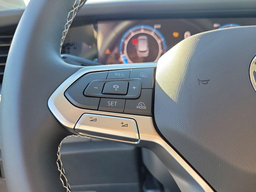 new 2025 Volkswagen Tiguan car, priced at $30,657