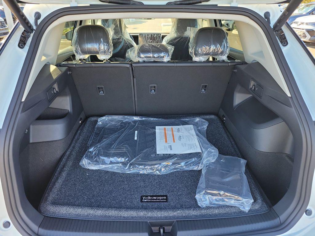 new 2025 Volkswagen Tiguan car, priced at $30,657