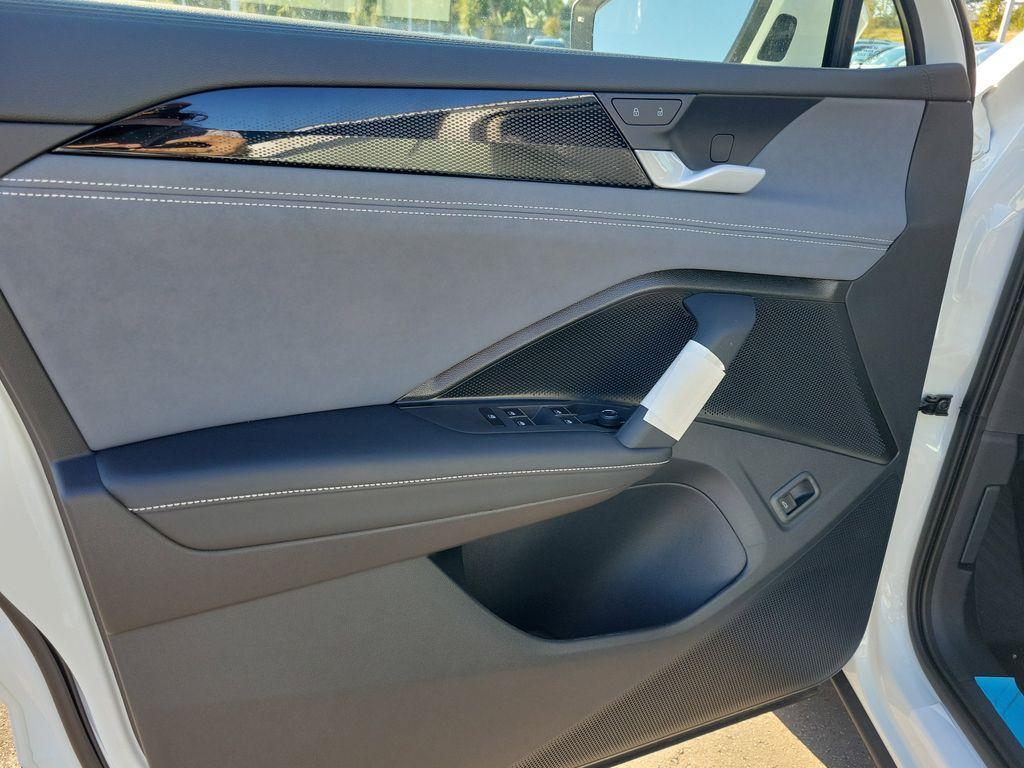 new 2025 Volkswagen Tiguan car, priced at $30,657