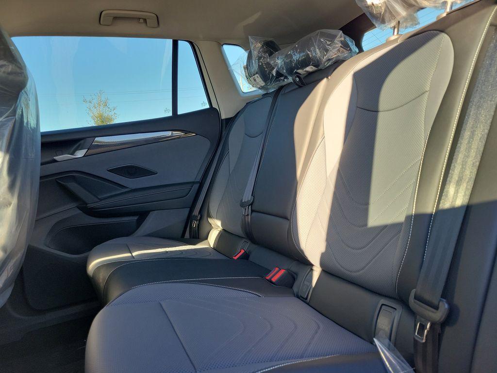 new 2025 Volkswagen Tiguan car, priced at $30,657