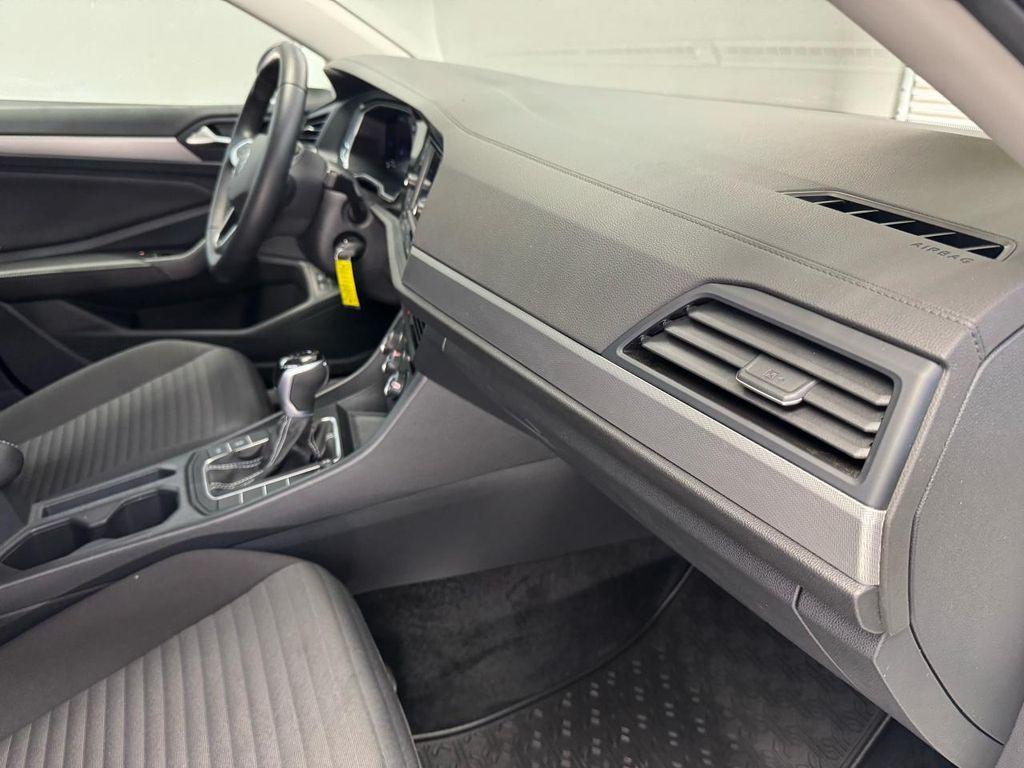used 2024 Volkswagen Jetta car, priced at $20,995