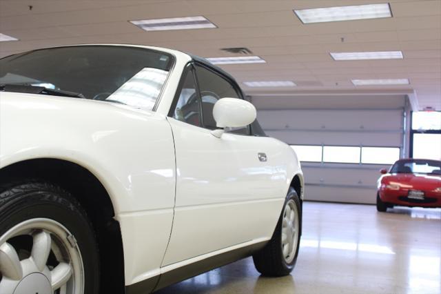 used 1990 Mazda MX-5 Miata car, priced at $18,500