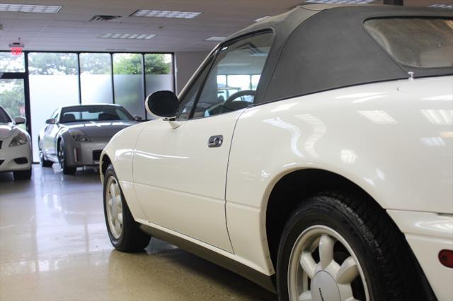used 1990 Mazda MX-5 Miata car, priced at $18,500
