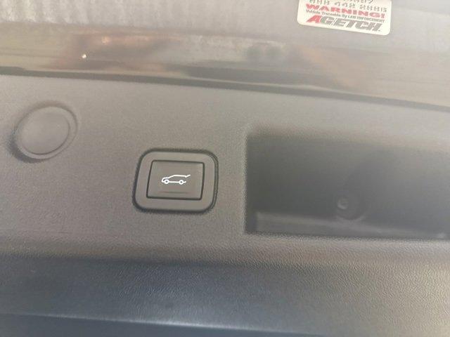 used 2019 Chevrolet Equinox car, priced at $22,988