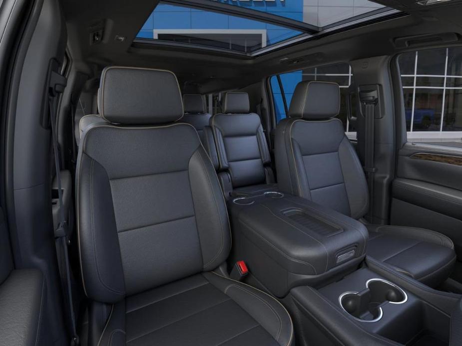 new 2024 Chevrolet Suburban car, priced at $80,702