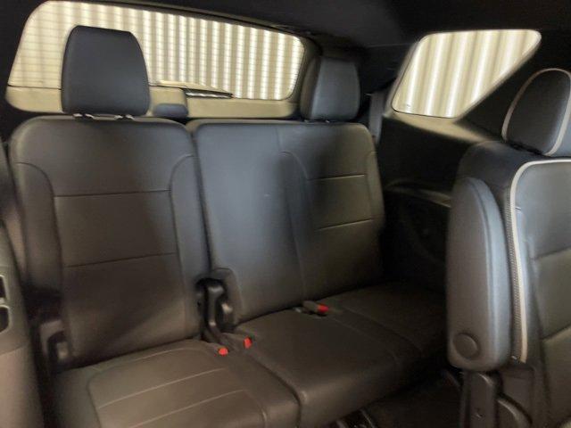 used 2023 Chevrolet Traverse car, priced at $41,988