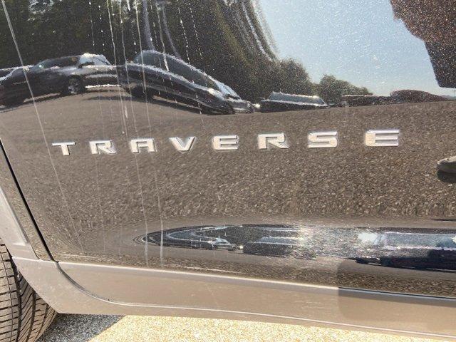 used 2024 Chevrolet Traverse car, priced at $40,988