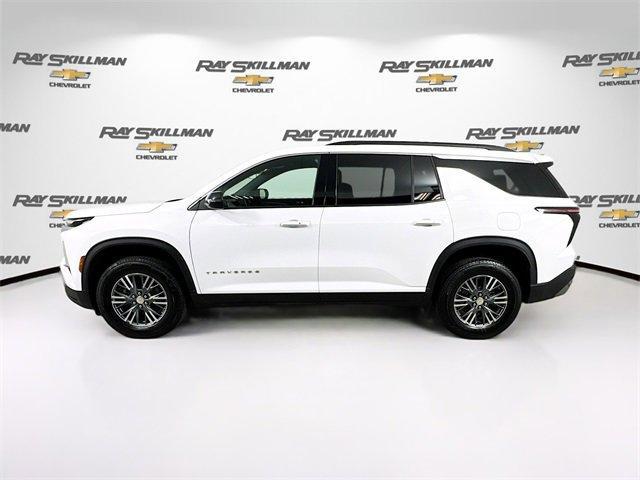 used 2025 Chevrolet Traverse car, priced at $38,988