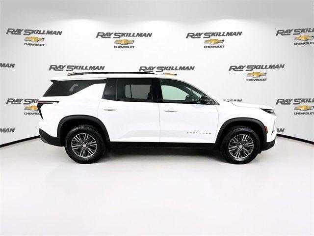 used 2025 Chevrolet Traverse car, priced at $38,988