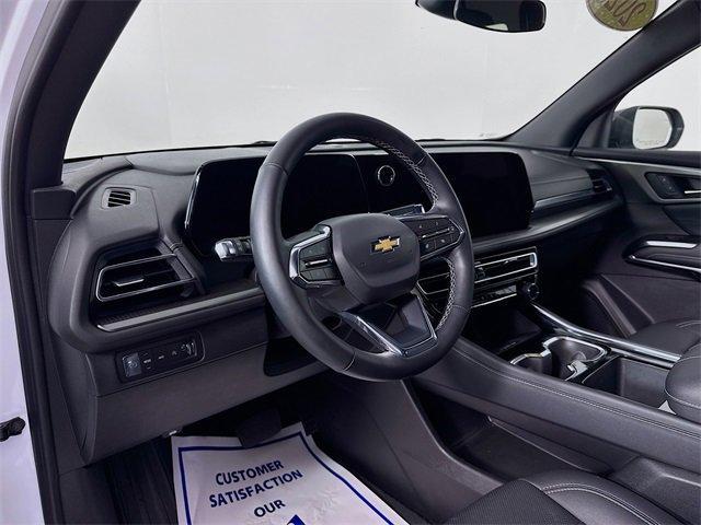 used 2025 Chevrolet Traverse car, priced at $38,988