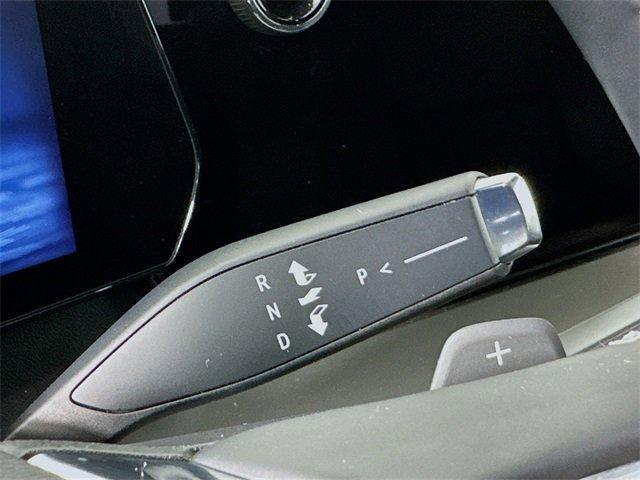 used 2025 Chevrolet Traverse car, priced at $38,988