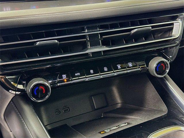 used 2025 Chevrolet Traverse car, priced at $38,988