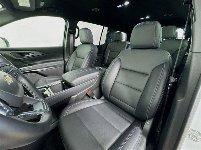 used 2025 Chevrolet Traverse car, priced at $38,988