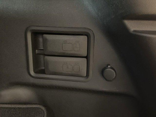 used 2022 Chevrolet Equinox car, priced at $25,379